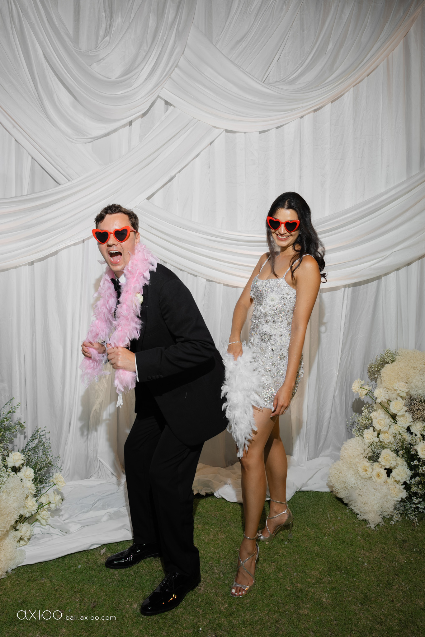 Axioo: In the Spur of the Moment